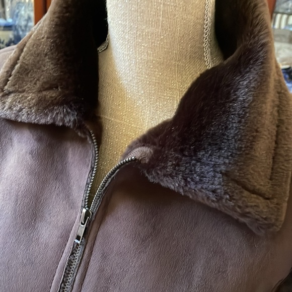 Pristine USA faux fur lined Suede Sherpa brown jacket size L - Picture 3 of 13